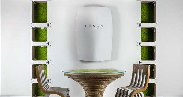 Sistema espositivo per batteria Tesla - design Giorgio caporaso by Lessmore per Elmec Solar